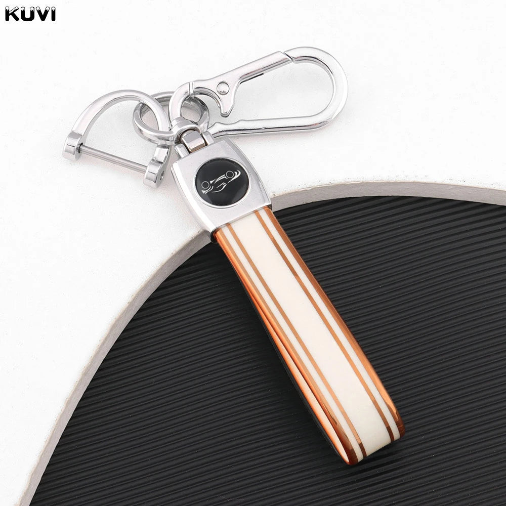 Luxury Rotating Car Keychain – Stylish Key Ring Holder