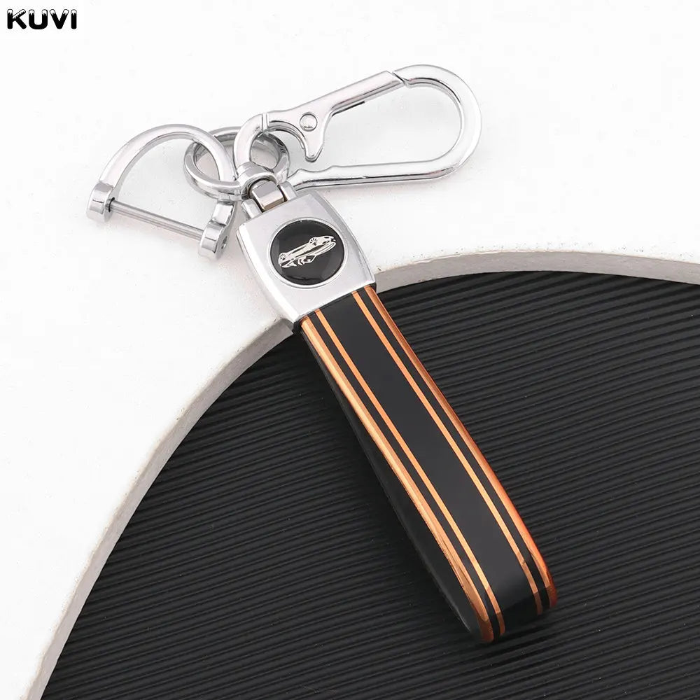 Luxury Rotating Car Keychain – Stylish Key Ring Holder